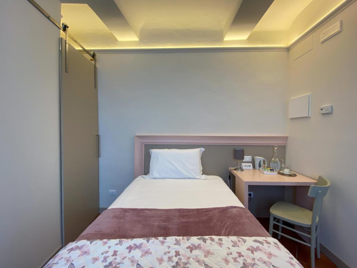 B&B San Francesco Siena Bagian luar foto