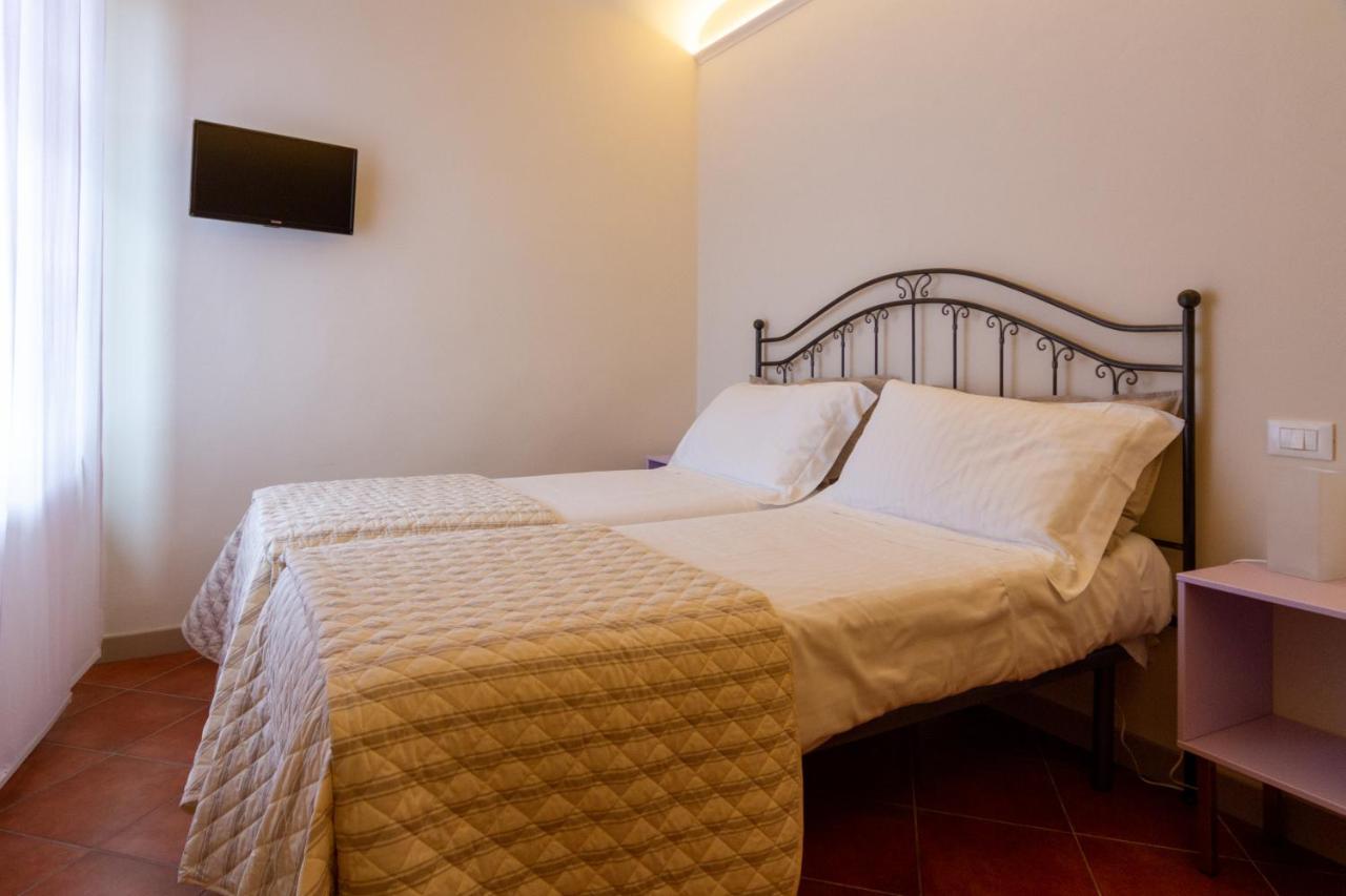 B&B San Francesco Siena Bagian luar foto